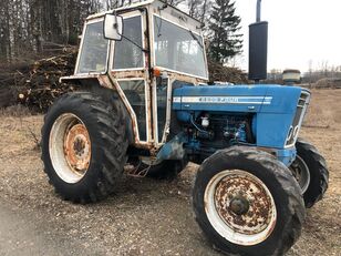 Ford COUNTY 6600 hjul traktor