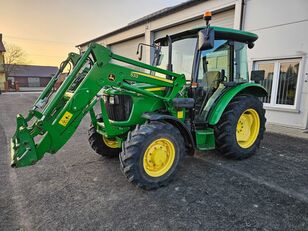 John Deere 5065E z ładowaczem JD, moc 65KM  , 2013 rok , 3700 h hjul traktor