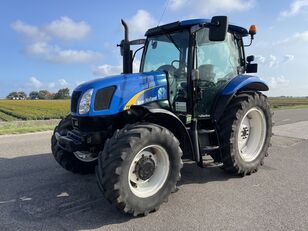New Holland TS100A hjul traktor